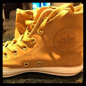 Converse High top sneakers